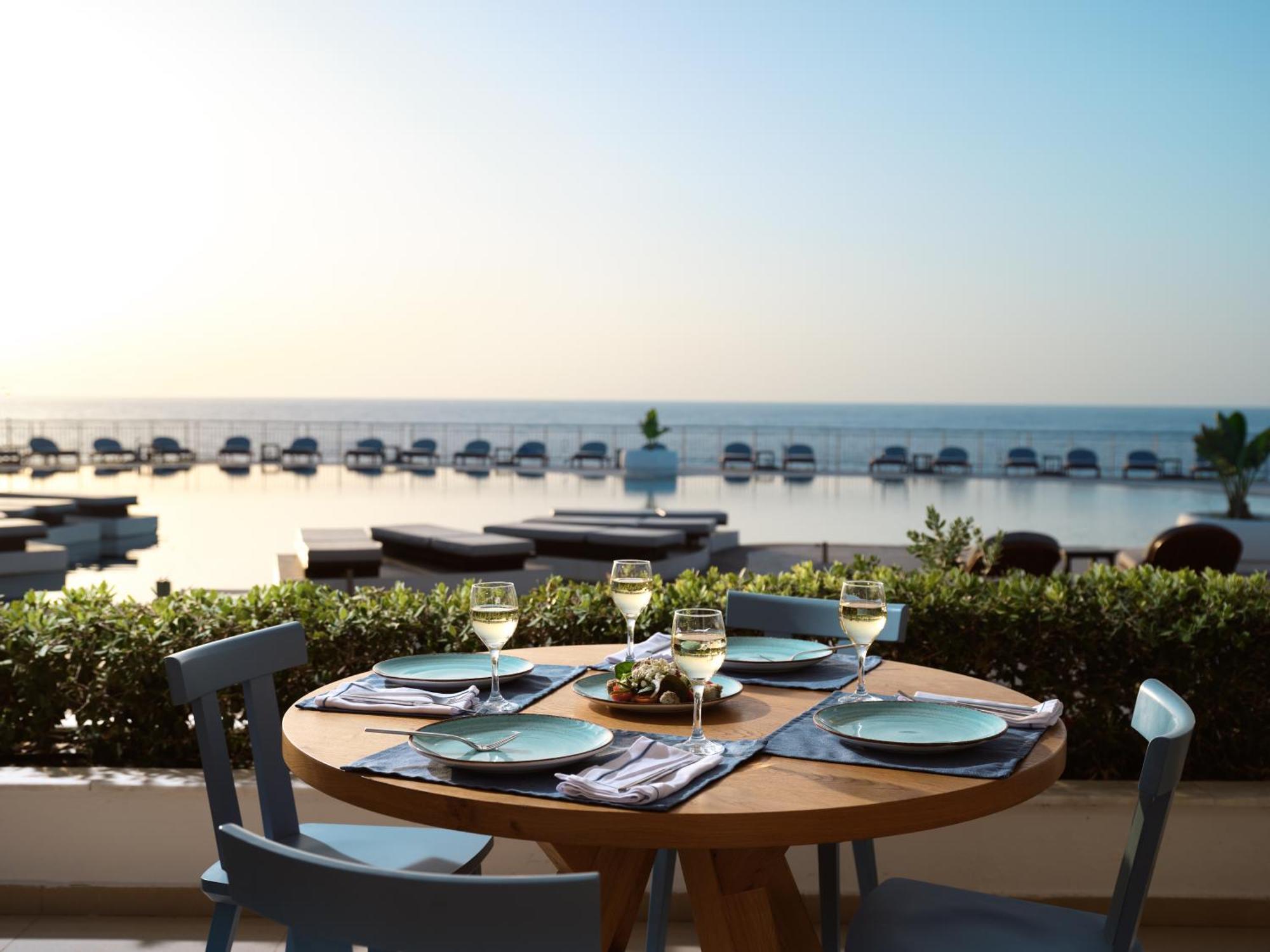 The Royal Blue A Luxury Beach Resort (Adults Only) Pánormosz Kültér fotó